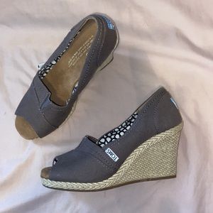 TOMS Heels